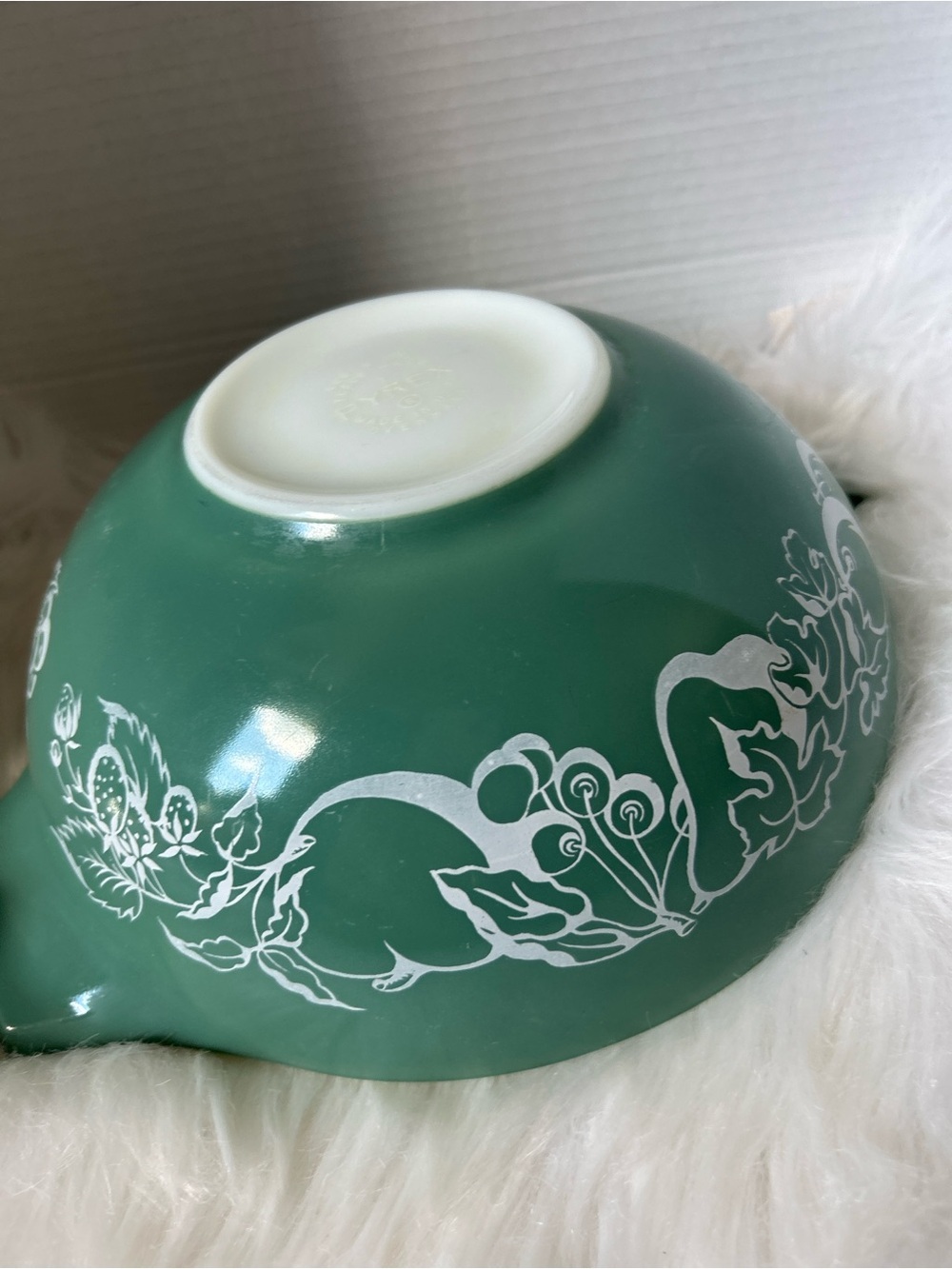 Pyrex Infamous “Fetus” Fruit Bowl - Picture 5 of 6